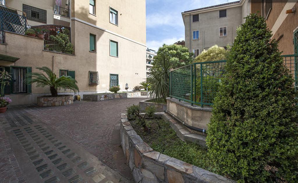 Bed & Puppets Bed & Breakfast Rome Bagian luar foto